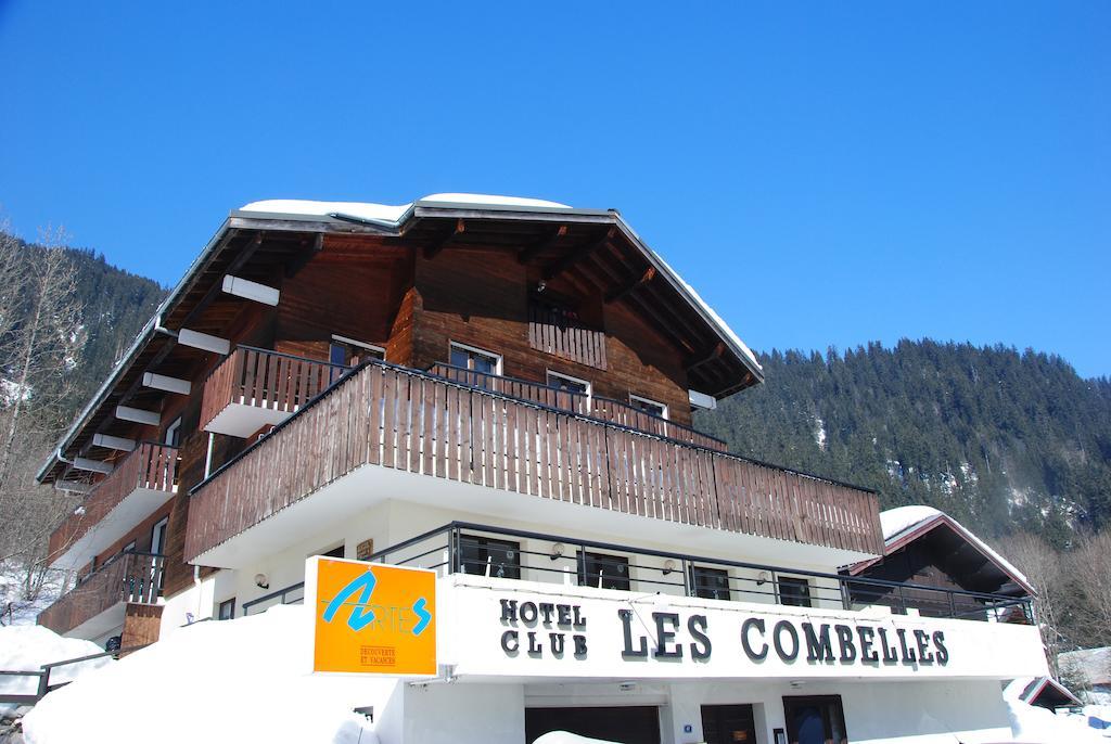 Hotel Les Combelles Шатель Екстер'єр фото
