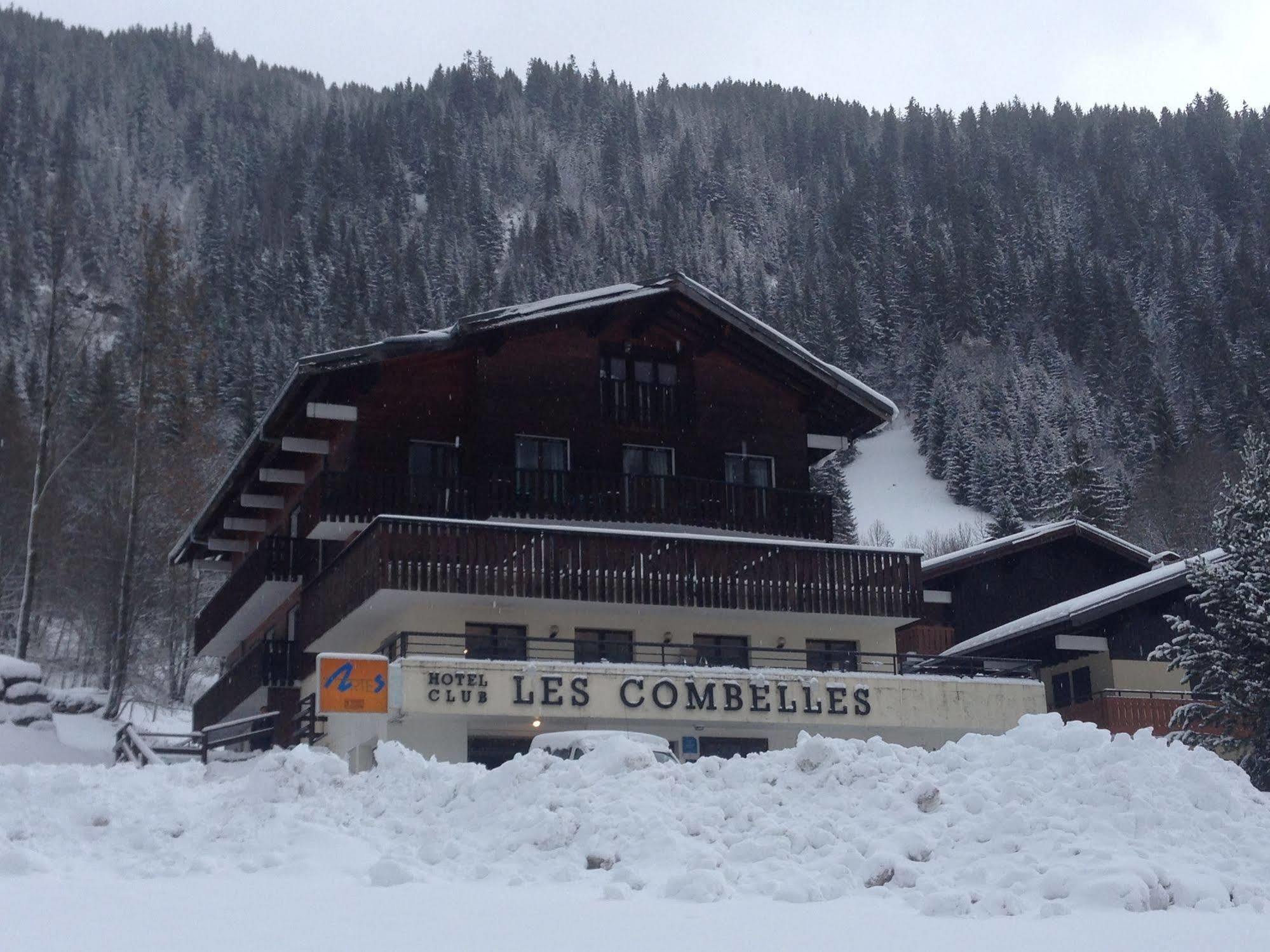 Hotel Les Combelles Шатель Екстер'єр фото